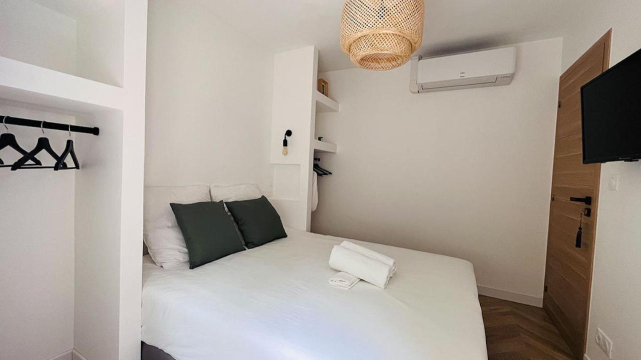 Villa Holistika : Bed And Breakfast / Pool / Air Conditioning/ Mont Faron Toulon Bagian luar foto