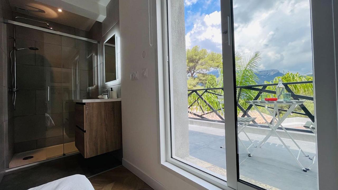 Villa Holistika : Bed And Breakfast / Pool / Air Conditioning/ Mont Faron Toulon Bagian luar foto